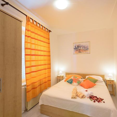 Music Apartment Дубровник Екстериор снимка