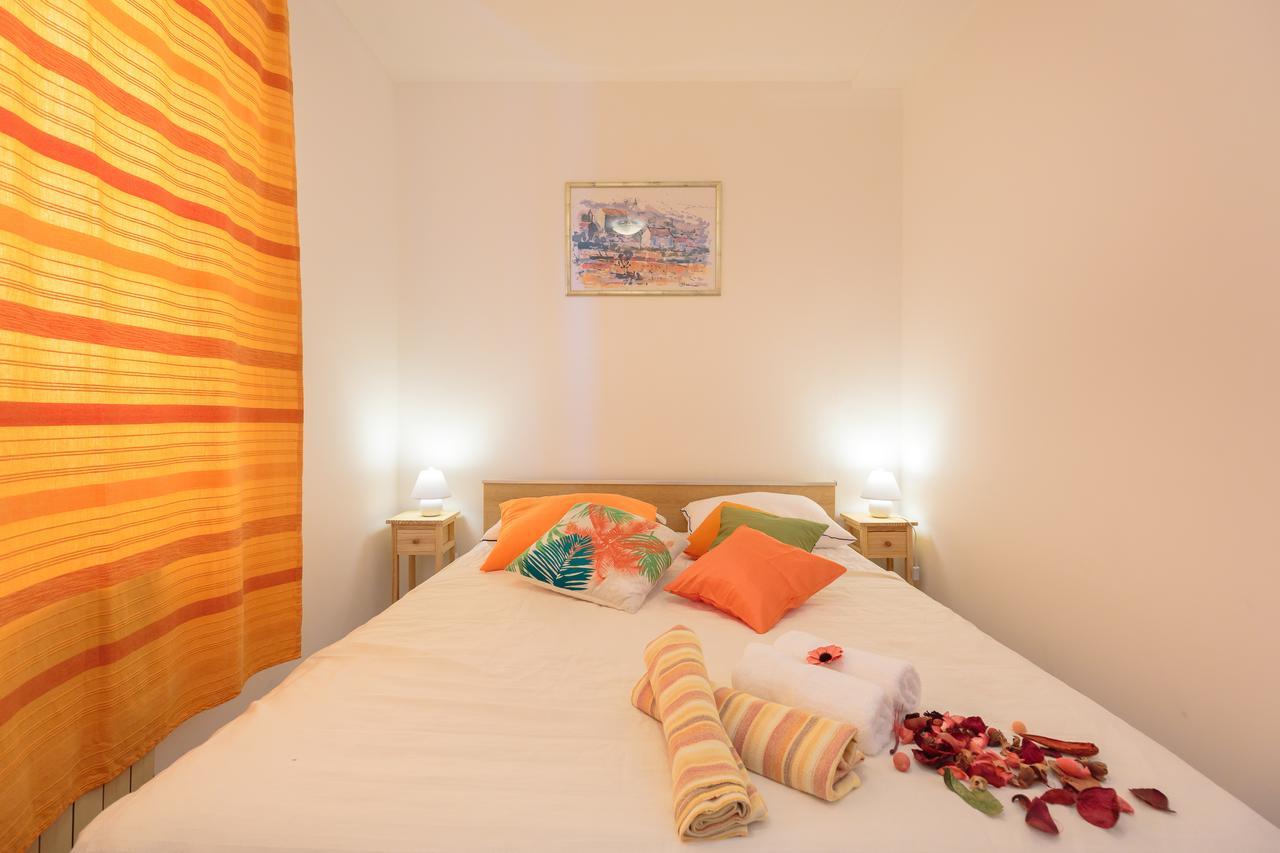 Music Apartment Дубровник Екстериор снимка